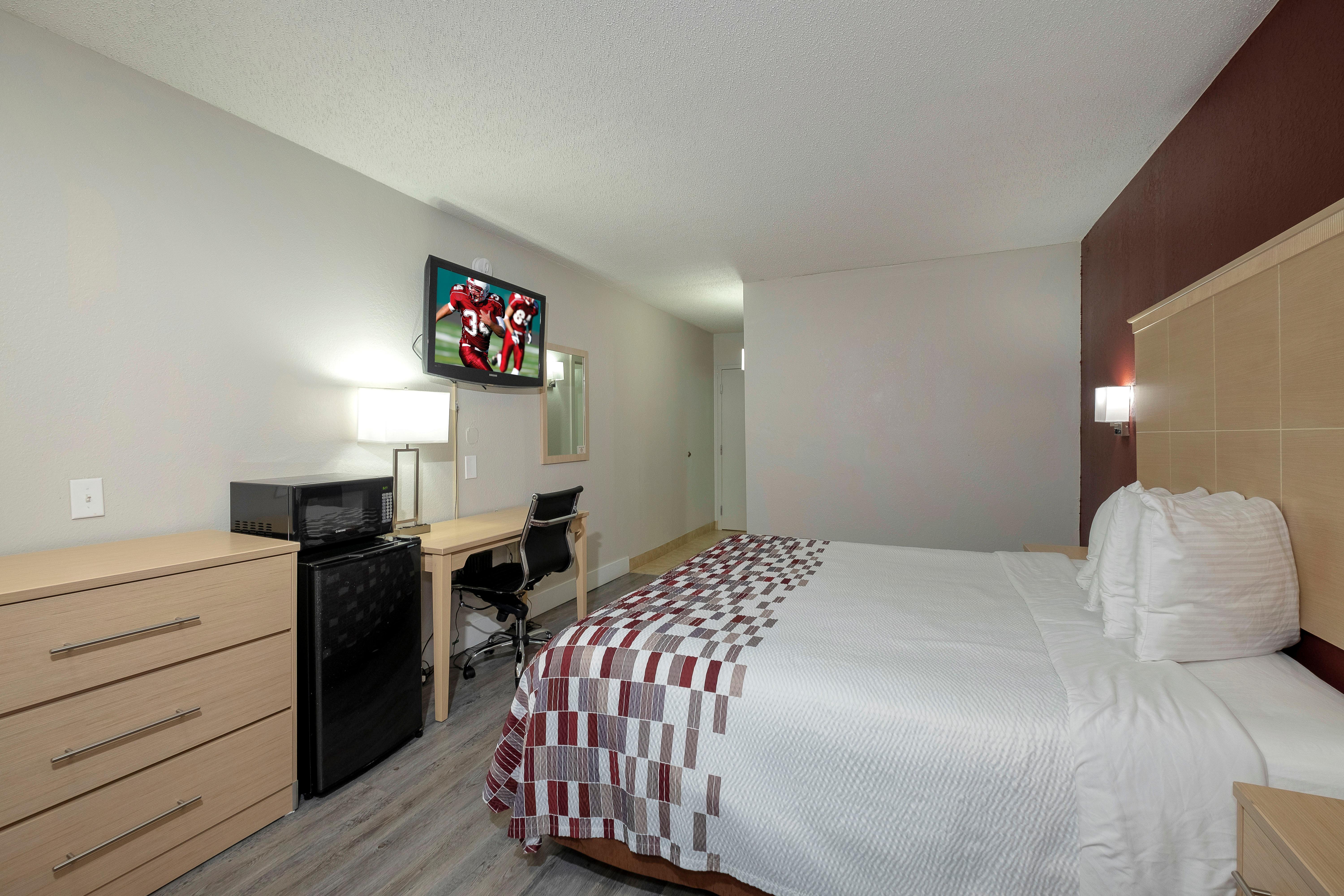 Red Roof Inn Raleigh North-Crabtree Mall-Lenovo Center Екстер'єр фото