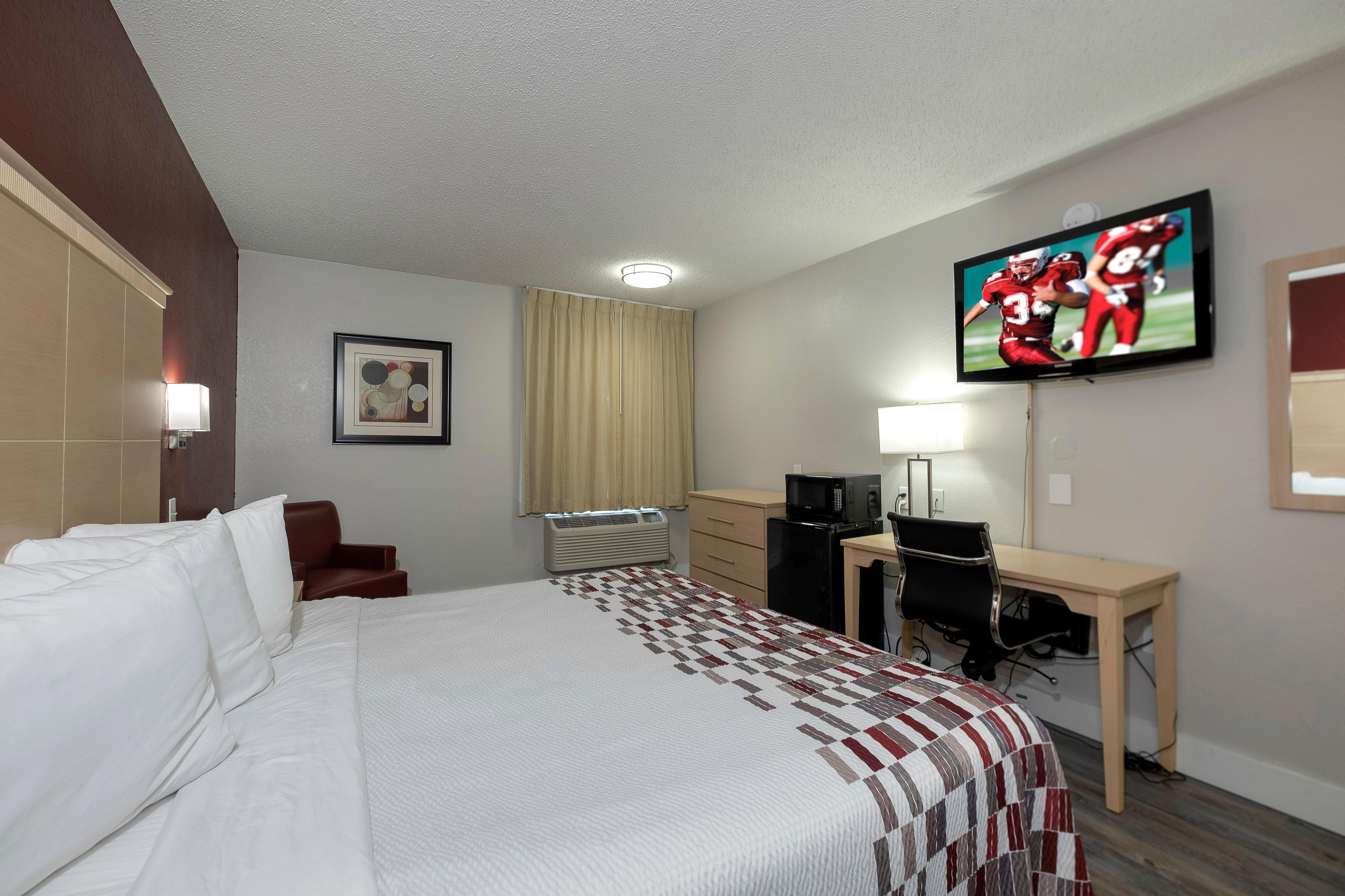 Red Roof Inn Raleigh North-Crabtree Mall-Lenovo Center Екстер'єр фото
