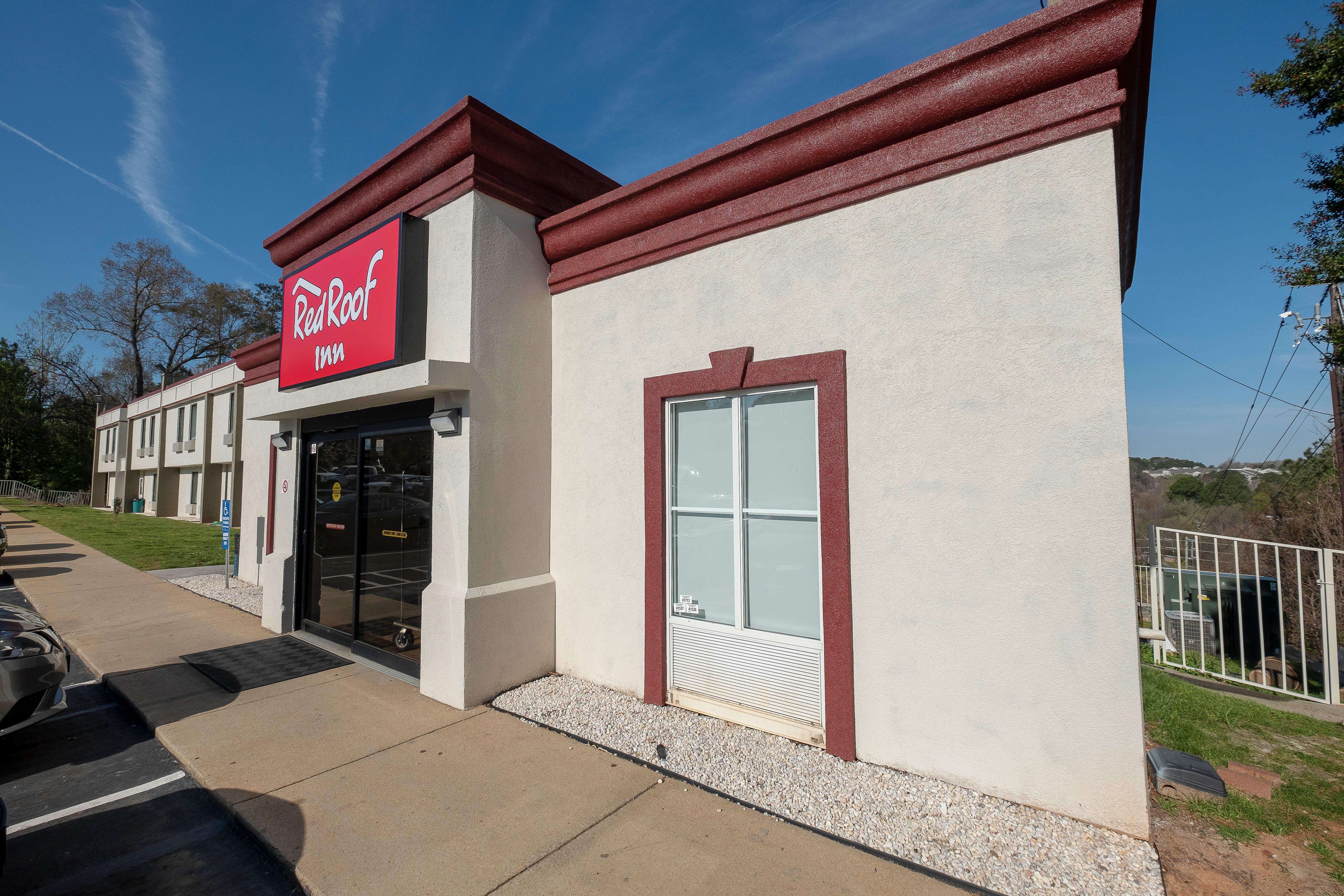 Red Roof Inn Raleigh North-Crabtree Mall-Lenovo Center Екстер'єр фото
