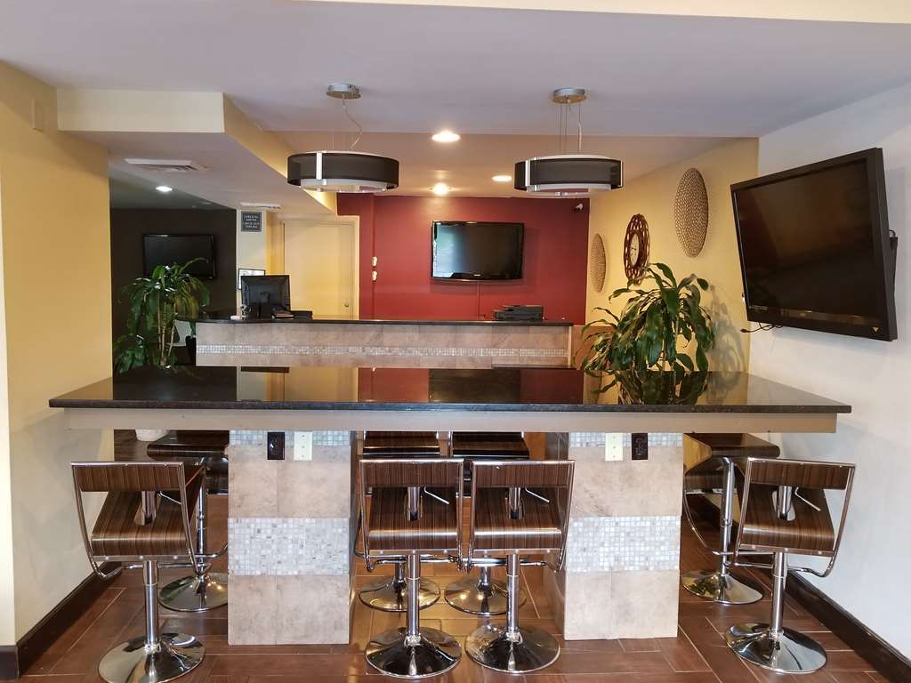 Red Roof Inn Raleigh North-Crabtree Mall-Lenovo Center Інтер'єр фото