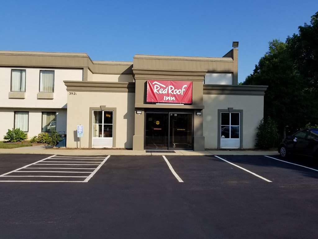 Red Roof Inn Raleigh North-Crabtree Mall-Lenovo Center Екстер'єр фото