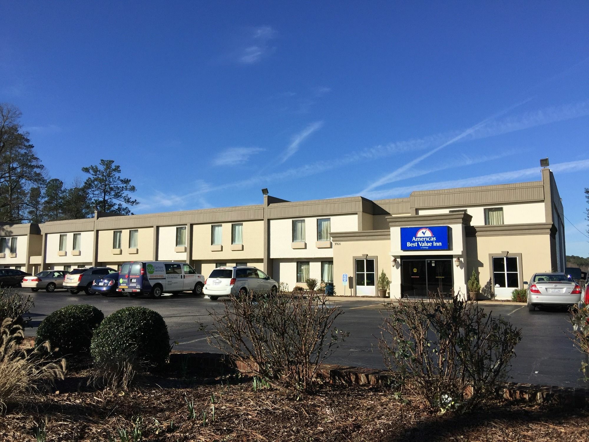 Red Roof Inn Raleigh North-Crabtree Mall-Lenovo Center Екстер'єр фото